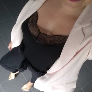 Emmanuelle69 MYM