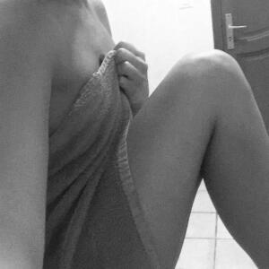 Emy_cap MYM
