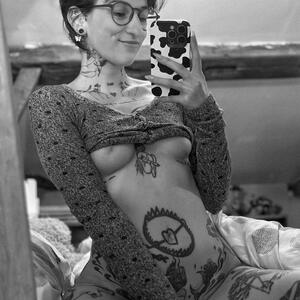 Emyjolie_ MYM
