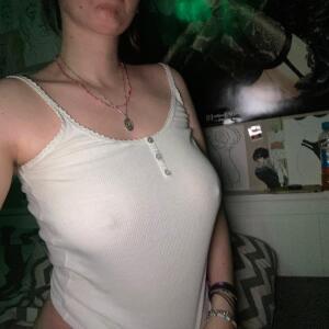 Emylilyne MYM