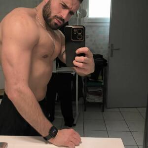 Enzobello MYM