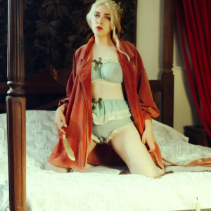 Erotic-fantasy MYM