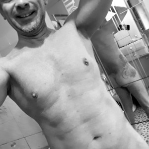 Eroto_max MYM
