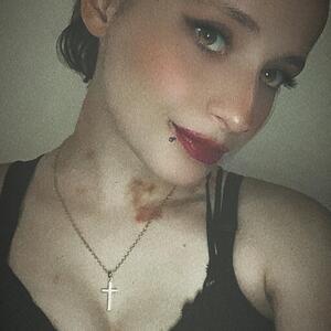 Escortegirl21 MYM