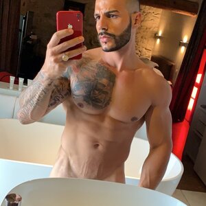 Ethan_dior MYM