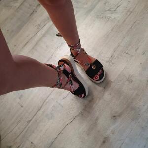 Eva_nupieds MYM