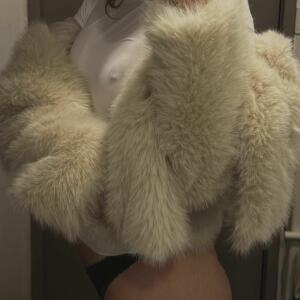 Evabelley_ MYM