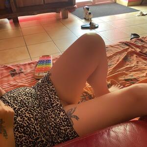 Exhibcouple MYM