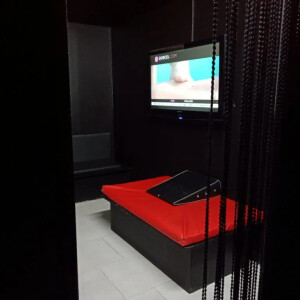 Exhibcouple30 MYM