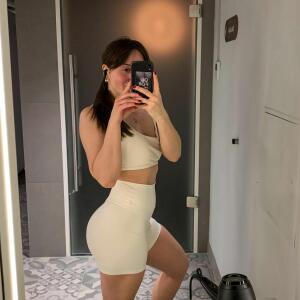 Fabienne_ MYM