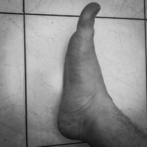 Feet-for-crypto MYM