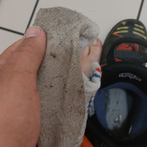 Feet-for-crypto MYM