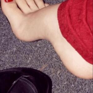 FeetMotarde MYM