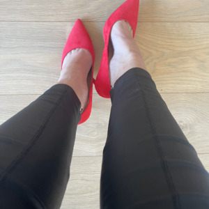 Feet_4_foot MYM