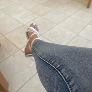 Feet_4_foot MYM