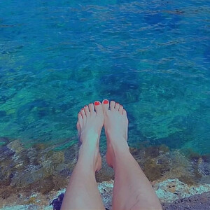 Feet_and_charmed MYM