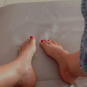 Feet_and_stories MYM