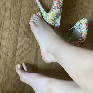 Feet_bestof MYM