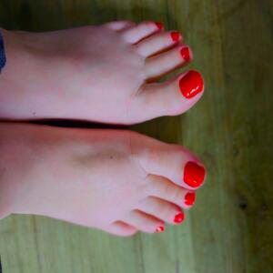 Feet_girl420 MYM
