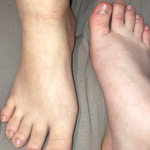 Feet_girls_from_france MYM