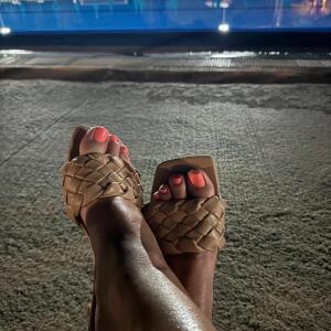 Feet_h_and__ MYM