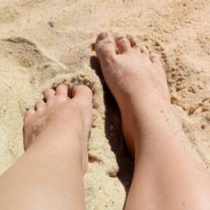 Feet_hand_cutie MYM