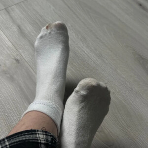 Feet_laur MYM