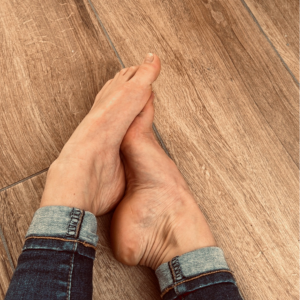 Feet_love33 MYM