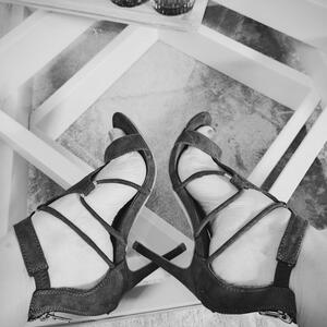 Feet_love_more MYM