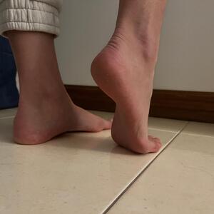 Feet_onlyy MYM
