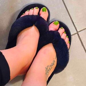 Feetbutterfly31 MYM