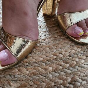 Feetbutterfly31 MYM