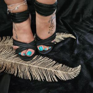 Feetbutterfly31 MYM