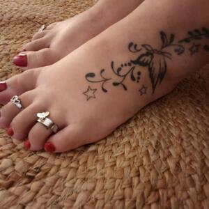 Feetbutterfly31 MYM