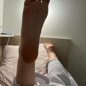 Feetgirl_art MYM
