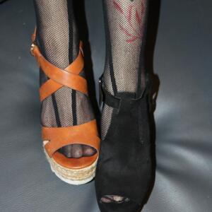 Feetgirl_fetichist MYM