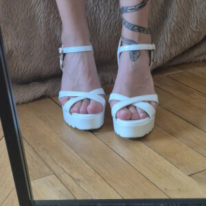 Feetgirltattoo_ MYM