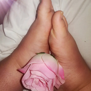 Feetgirlyyy MYM