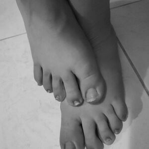 Feetlovers18 MYM