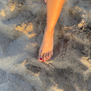 Feetss MYM