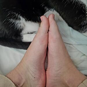 Foot-feet-marley MYM