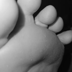 Footcurvy MYM