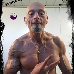 Francky-exhibnaturiste MYM