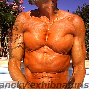 Francky-exhibnaturiste MYM