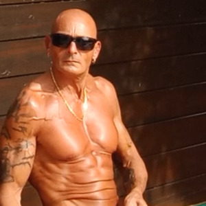 Francky-exhibnaturiste MYM