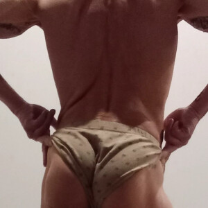 Francky-exhibnaturiste MYM