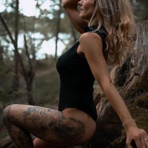 Frau_jenna_ MYM