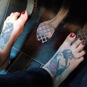 Frenchtattoooedfeet MYM