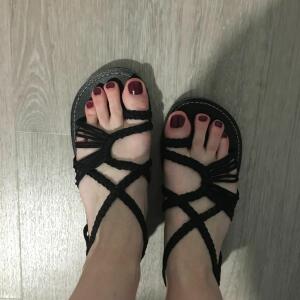 Frenchy_pretty_feet MYM