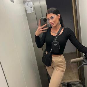 Geilenachbarin_21 MYM